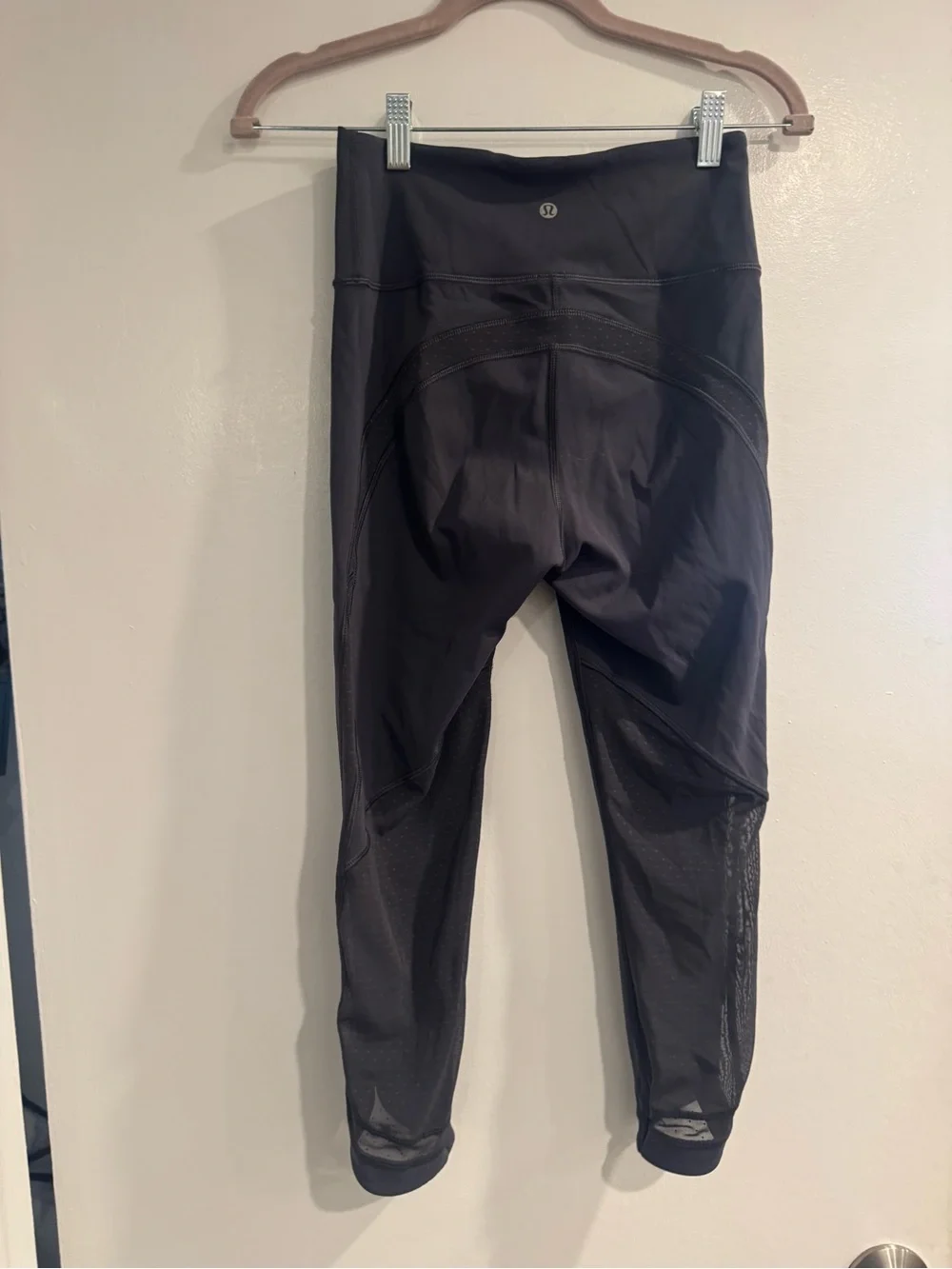 lululemon Athletica Gray High Rise Mesh Polka Dot Pocket Leggings Size 6